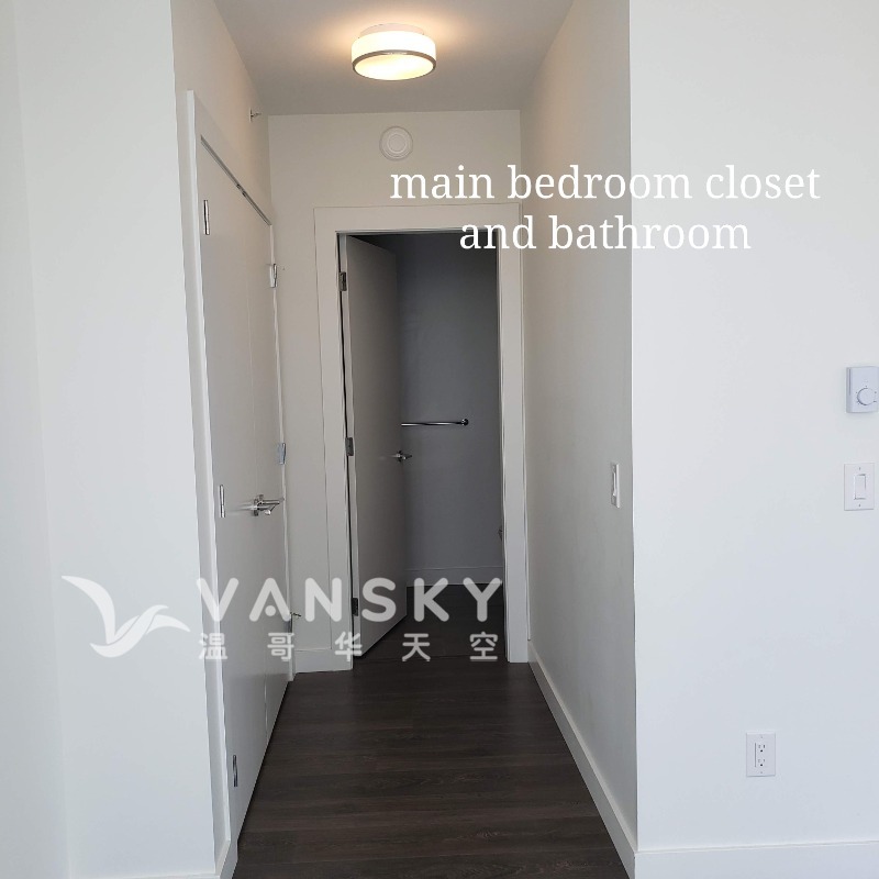 250109202744_main bedroom closet.jpg